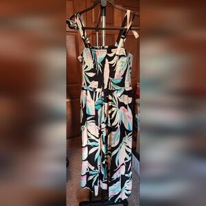 Torrid smocked tropical leaf dress, NWT